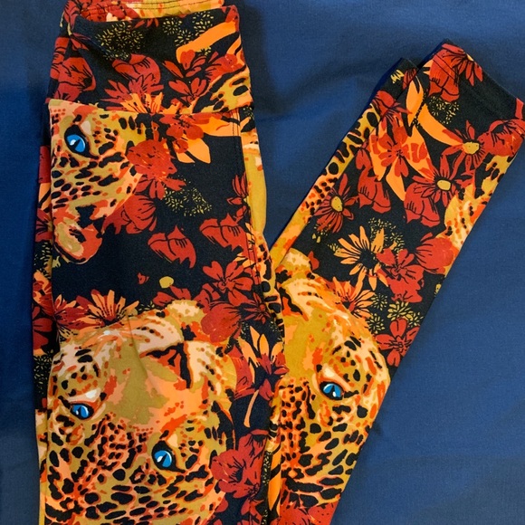 LuLaRoe Tween Tiger Leggings - Picture 1 of 1